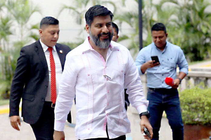 Fiscal general de Honduras señalado por presunta afinidad con el Partido Libre