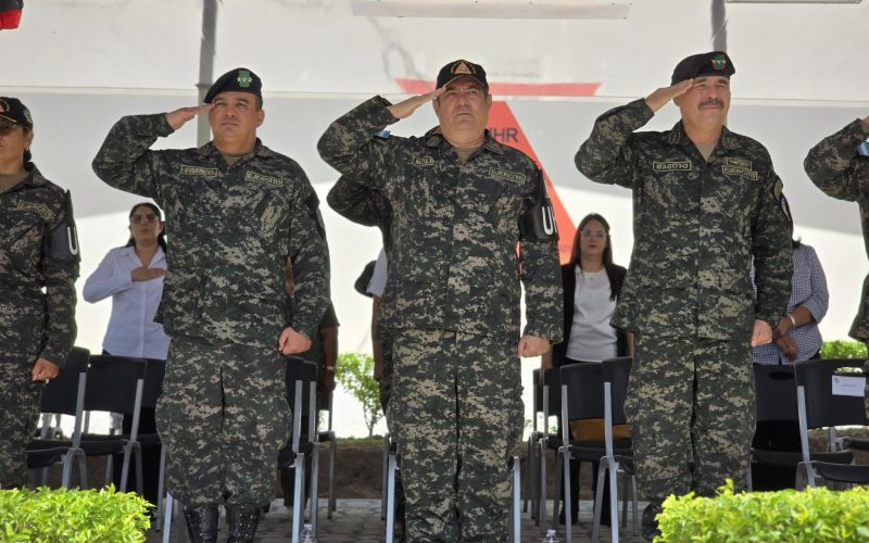 Observadores analizan a las Fuerzas Armadas en elecciones hondureñas