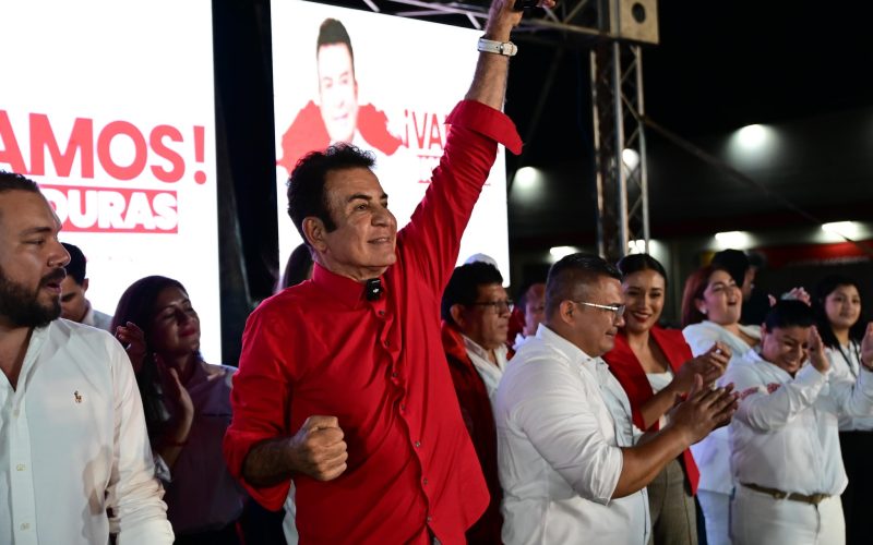 Nasralla advierte sobre manipulación política del COVID-19 por parte del gobierno hondureño