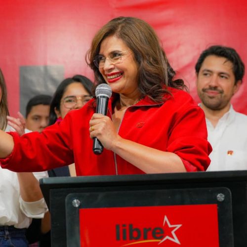 Rixi Moncada propone socialismo: ¿se aproxima Honduras a un modelo cubano?