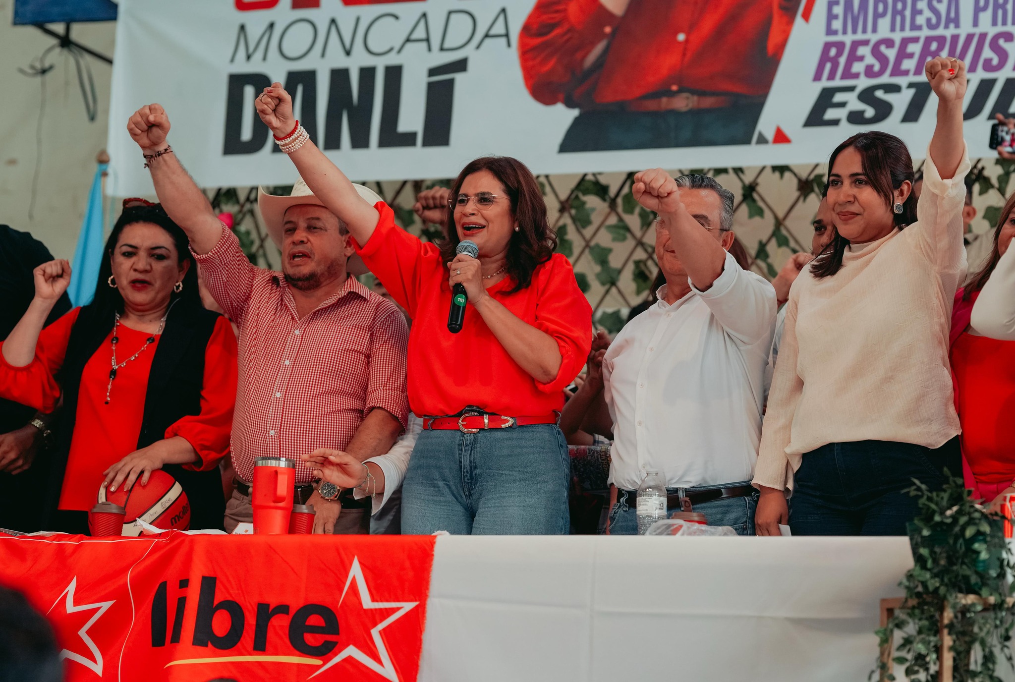 Empresarios hondureños alertan sobre el deterioro económico durante gobierno de LIBRE