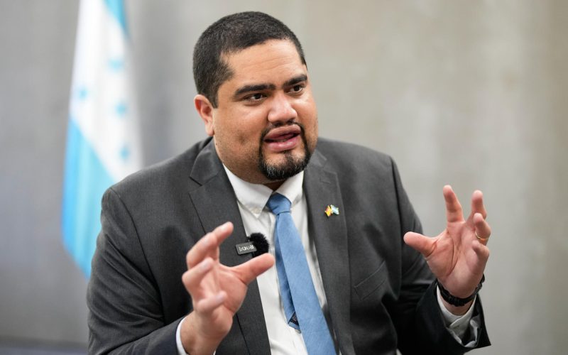 Dos meses sin respuestas en el caso de uso de fondos públicos con fines proselitistas en Honduras