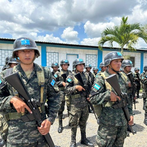 Ejército hondureño se desliga de LIBRE y alerta sobre infiltración del narcotráfico
