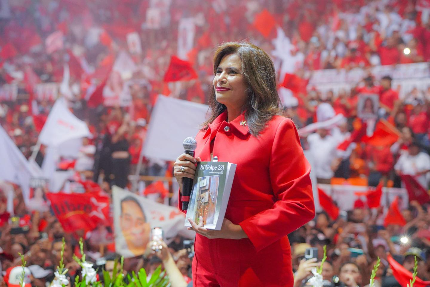 Fallas estratégicas de Rixi Moncada que ponen en peligro su candidatura presidencial