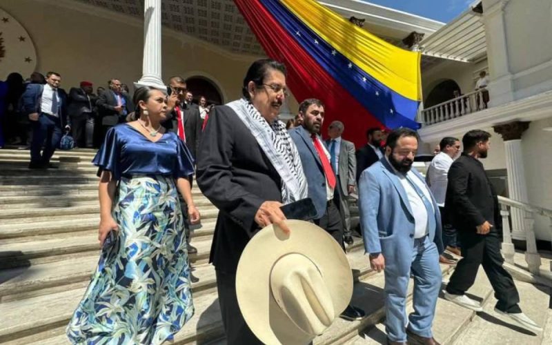 Honduras en Alerta: Zelaya, LIBRE y el Nobel de María Corina Machado