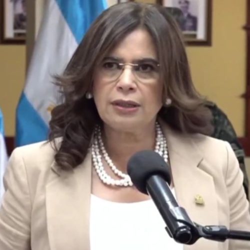 Alarma en Honduras: Rixi Moncada Enfrenta Pérdida de Respaldo Clave