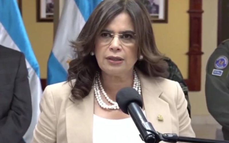 Alarma en Honduras: Rixi Moncada Enfrenta Pérdida de Respaldo Clave